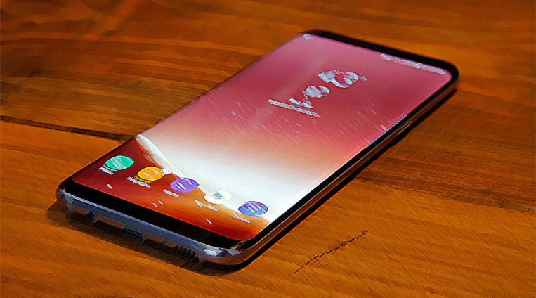 Orange «regala» móviles para salir al paso de Vodafone