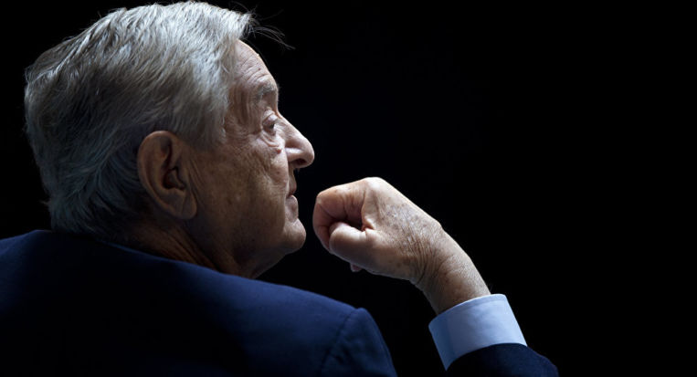 La sombra de George Soros vuelve a señalar a Nacho Escolar