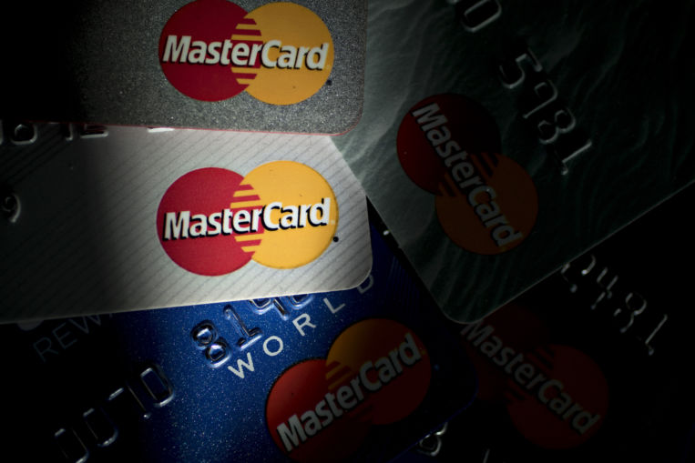 Google y Mastercard tienen acuerdo secreto para controlar ventas