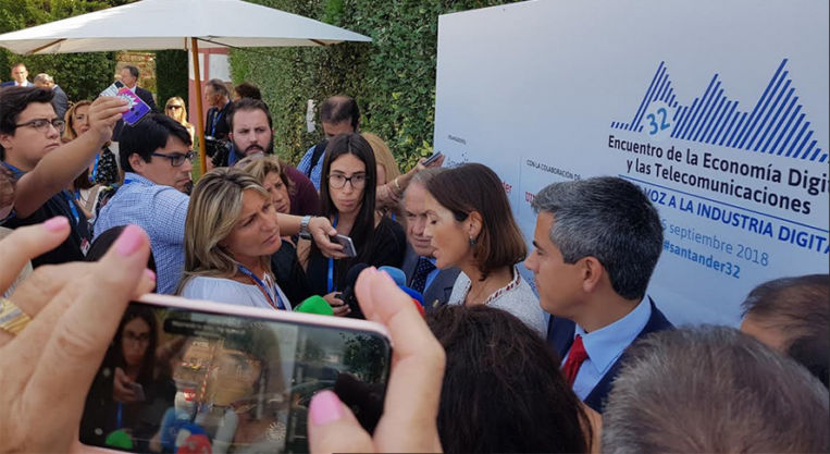 El fin del boom turístico explota en manos del Gobierno