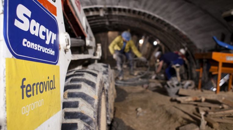 Ferrovial dice adiós a su división menos rentable, los servicios