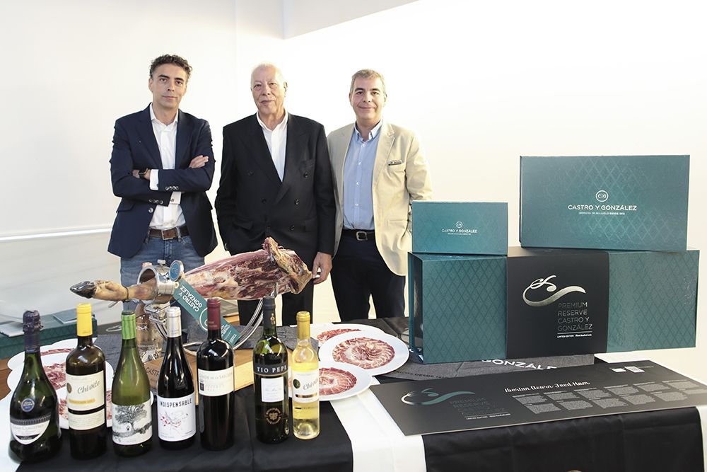 'Multiplicando los sentidos', la cata de Castro y González para construir propuestas gusto-olfativos en torno al jamón de bellota y tipos de vinos