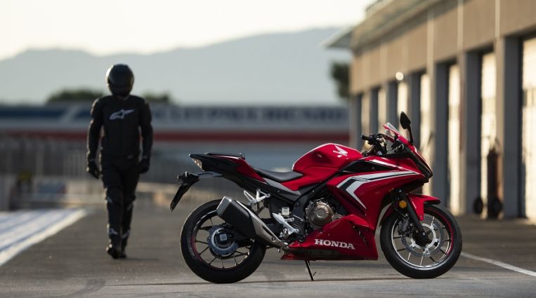 Honda y Yamaha impulsan el ‘boom’ de las motos en las carreteras españolas