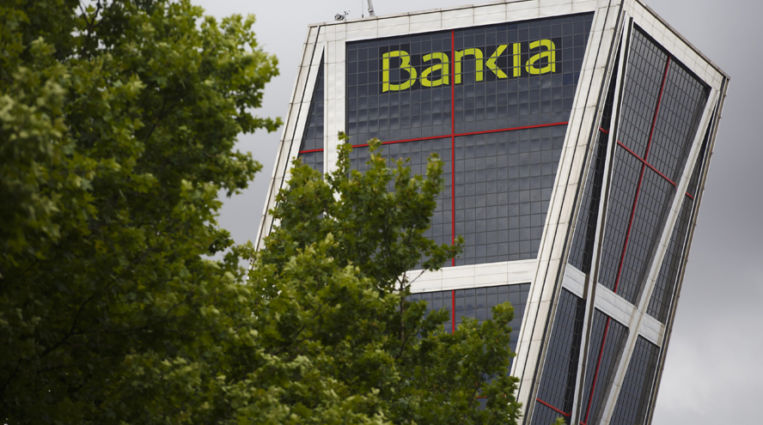 El Gobierno amplía hasta finales de 2021 la venta de Bankia