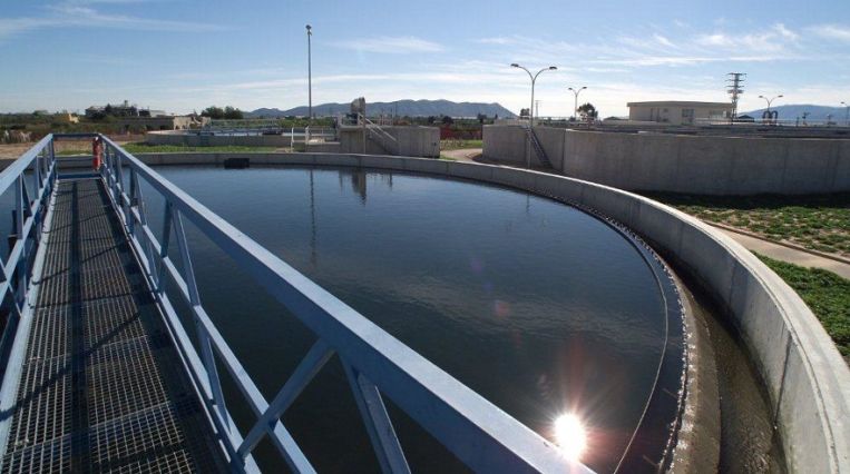 Acciona sufre daños colaterales por la gestión del agua en Almodóvar del Campo