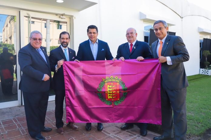 Foto de Entrega de la Bandera de la Ciudad de Valladolid