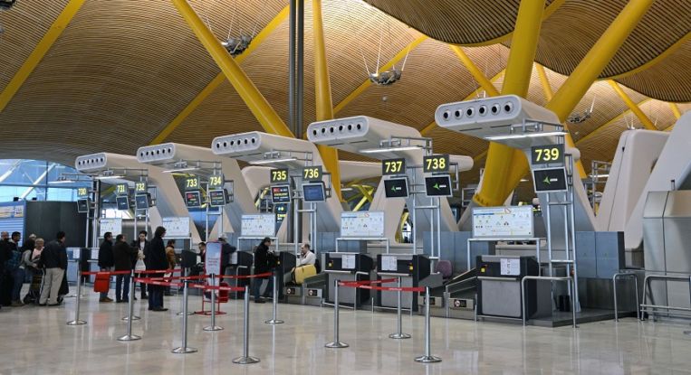 Renfe se enzarza con Iberia por la llegada del AVE a Barajas