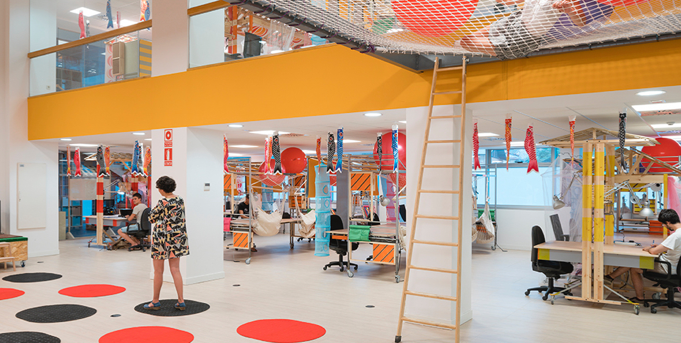 Merlin y Colonial aspiran a pegar un pelotazo con el ‘coworking’