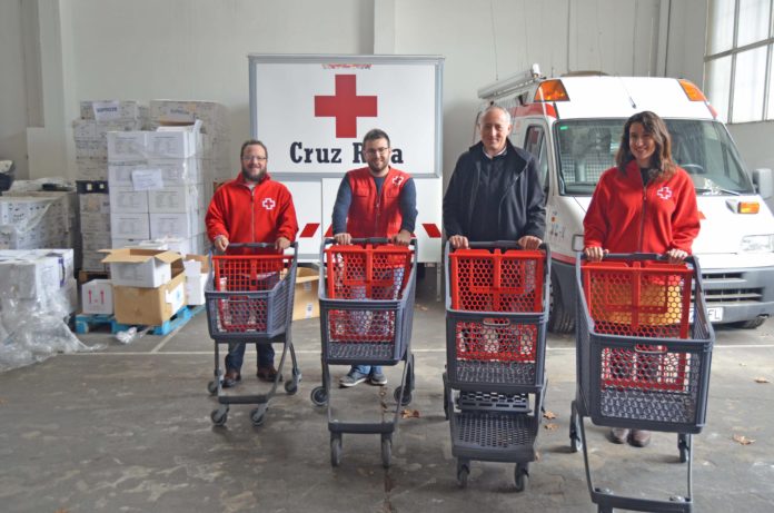 Foto de Entrega de los carritos solidarios de ITM Polycart a Cruz