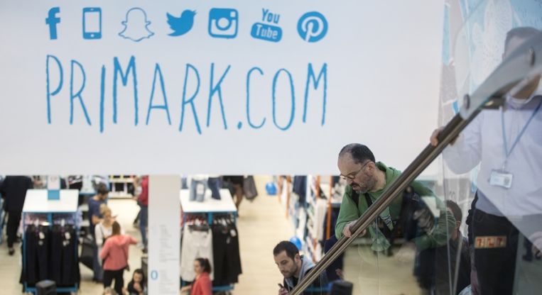Primark se resiste: no venderá online para salvar el negocio del azúcar