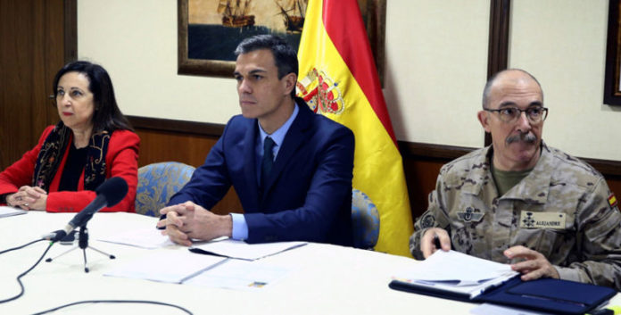 Tradicional mensaje navideño a las tropas Sánchez compra armas