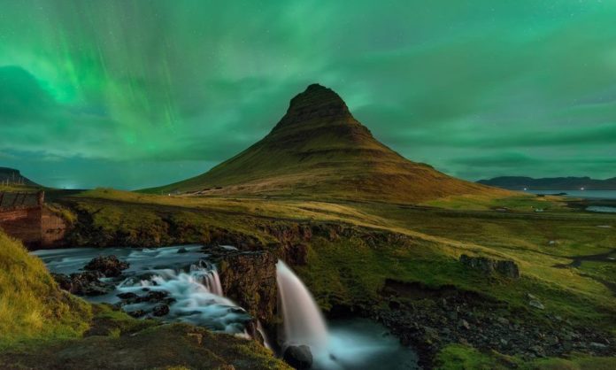 Foto de Auroras Boreales - Espectáculo Isalndia