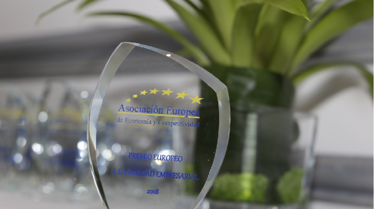 La franquicia de Administración de Fincas Urbiteco, Premio Europeo a la Calidad Empresarial de la AEDEEC
