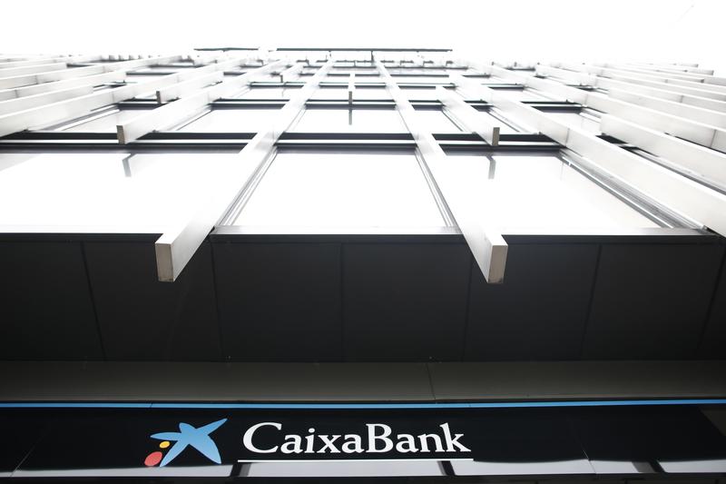 El IRPH le costaría casi 1.000 M€ a CaixaBank