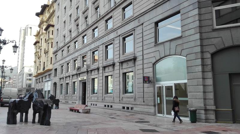 Menéndez seguirá como consejero ejecutivo de Liberbank