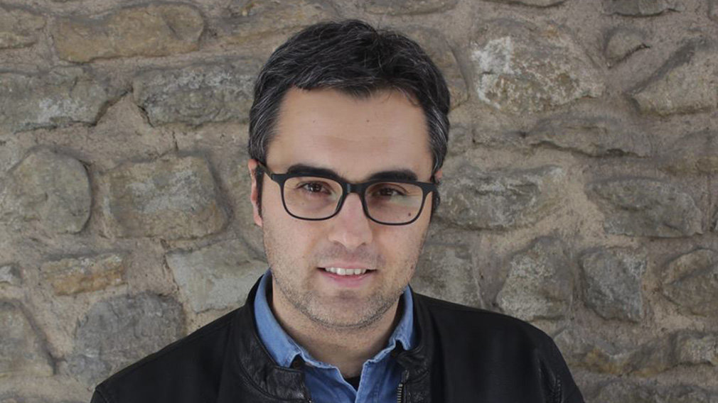 Alberto Lardiés: «Felipe VI disfruta de una impunidad mediática mayor que la de su padre»