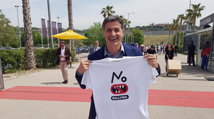 Diez celebrities contra el acoso escolar