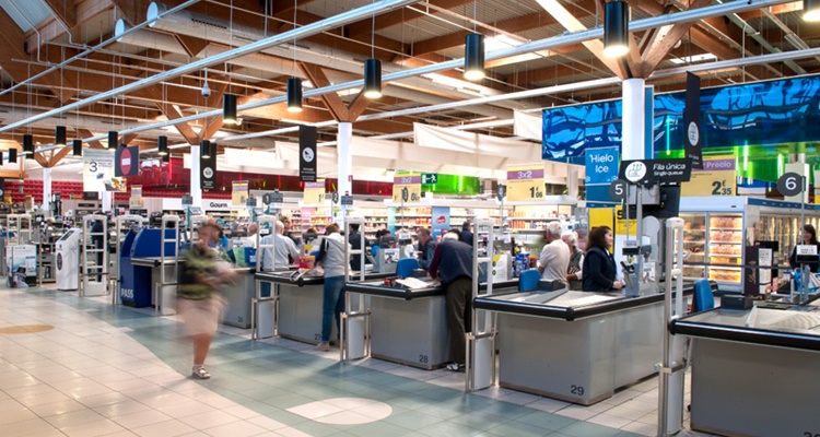 Cómo es la nueva e impactante estrategia comercial de Carrefour en España 6 Merca2.es El punto fuerte los productos frescos