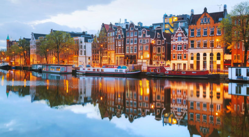 Canales de Amsterdam en Europa