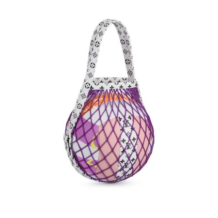 Louis Vuitton y sus accesorios más excéntricos 2 Merca2.es Pelota boleibol