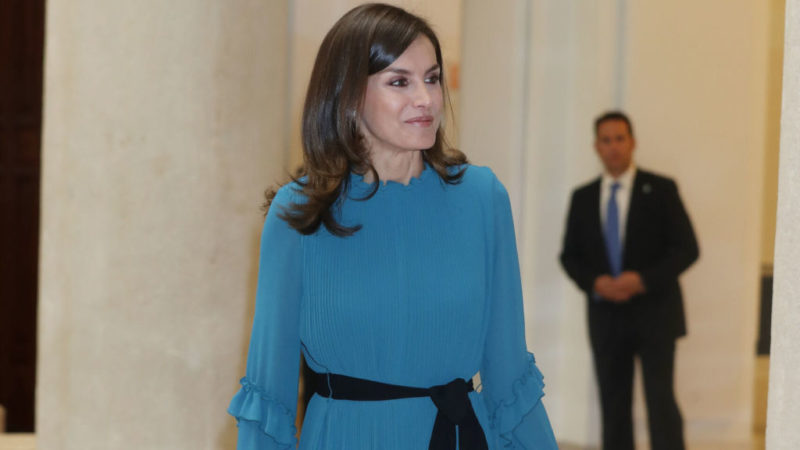 Letizia con un vestido de Zara