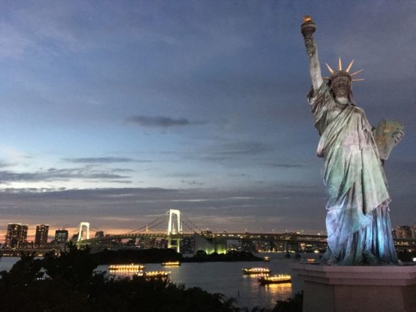 estatua de la libertad también está en Tokio