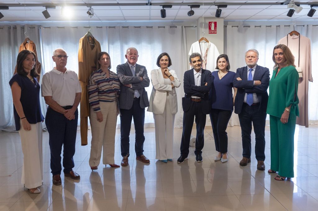 Adolfo Domínguez reorganiza su comité con tres nuevos directivos