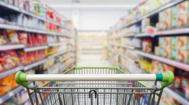 carro en un supermercado