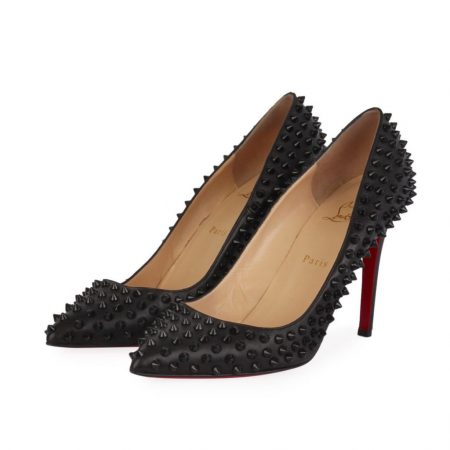Christian Louboutin y sus zapatos más icónicos 1 Merca2.es Pigalle de Christian Louboutin