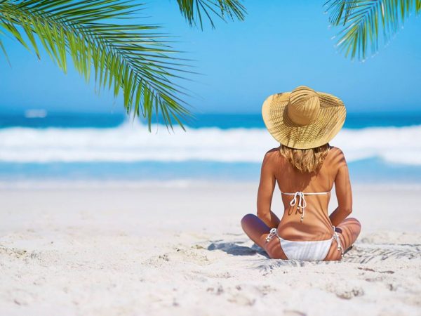 Mujer en la playa