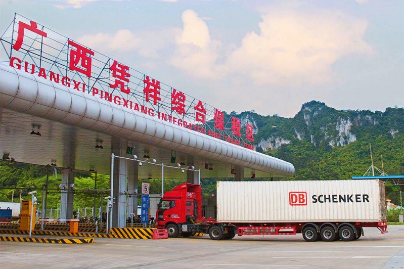 DB Schenker, líder en el sector, registró 197.000 millones de euros en 2017