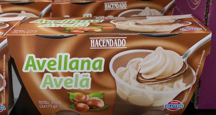 Postreo lacteo de avellana