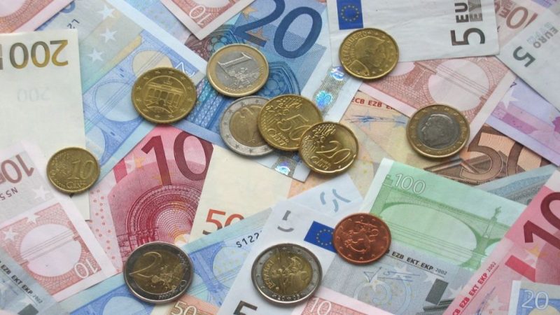 Dinero (euros)