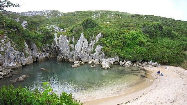 playas Calas de España: Gulpiyuri