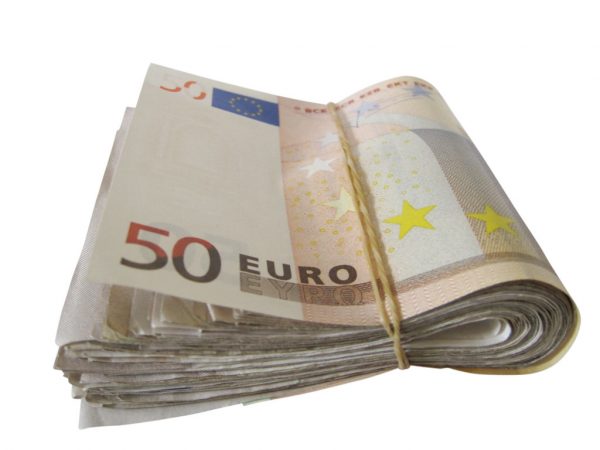 Así es como se crea una aplicación para Android 5 Merca2.es Fajo de billetes de 50€