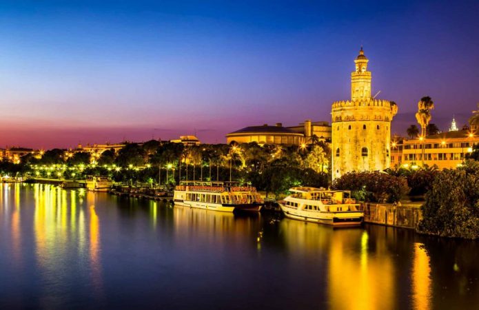 ¿Buscas trabajo? Entonces ya puedes mudarte a estas ciudades 4 Merca2.es Sevilla, ciudad para encontrar trabajo