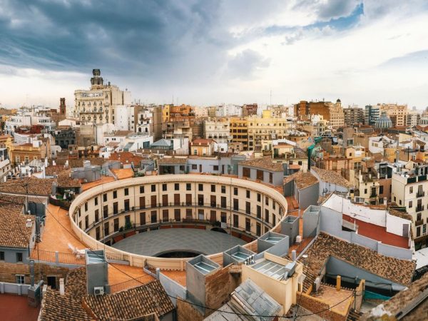 ¿Buscas trabajo? Entonces ya puedes mudarte a estas ciudades 3 Merca2.es Valencia, ciudad para encontrar trabajo
