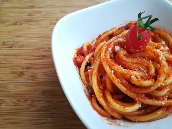 Bucatini all’amatriciana: Roma