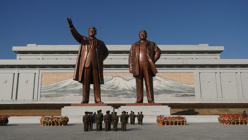 Estátuas de Corea del Norte