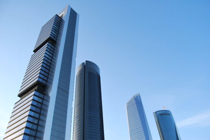 Torres de empresas en ciudades