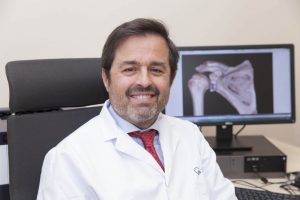 Dr. Emilio Calvo