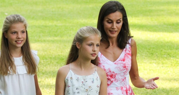 La comodidad de los looks de la princesa Leonor con Letizia