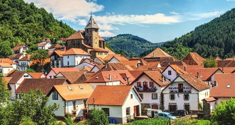 Los pueblos mas romanticos de Espana Ochagavia en Navarra