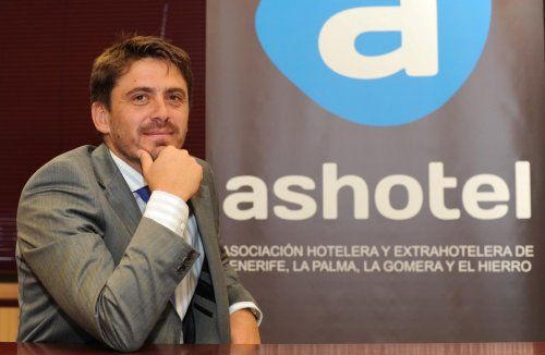 Ashotel reclama una nueva aerolínea canaria para evitar la dependencia