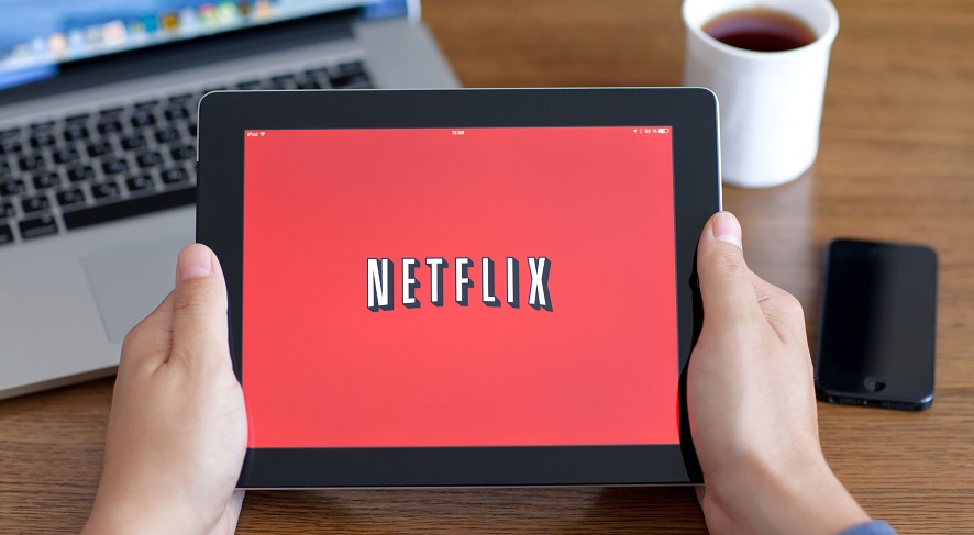 Netflix: ¿Qué series recomendamos para ver con manta?