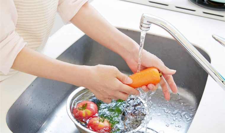 lava frutas y verduras contra listeriosis