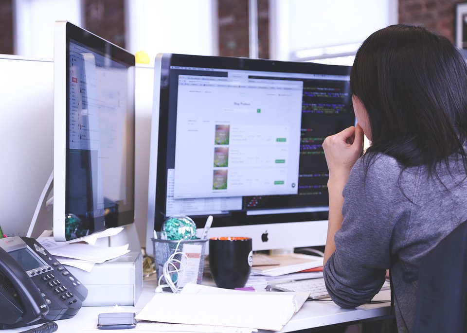 Los pasos para contratar a un trabajador extranjero en tu empresa