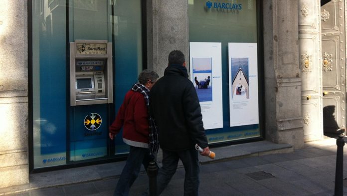 Barclays pérdidas provisionar