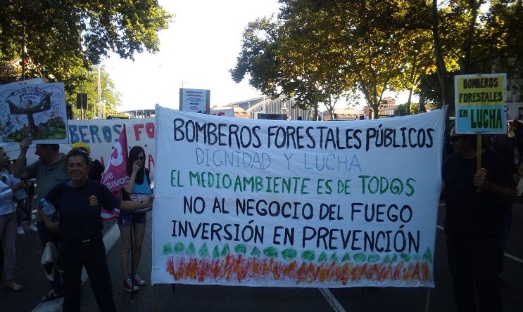 La campaña de incendios en Madrid se apaga con los bomberos forestales en huelga 1 Moncloa Bomberos Forestales CAM movilizaciones