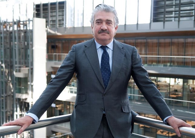El CEO de Endesa, José Bogas, apuesta por aumentar la inversión en redes
